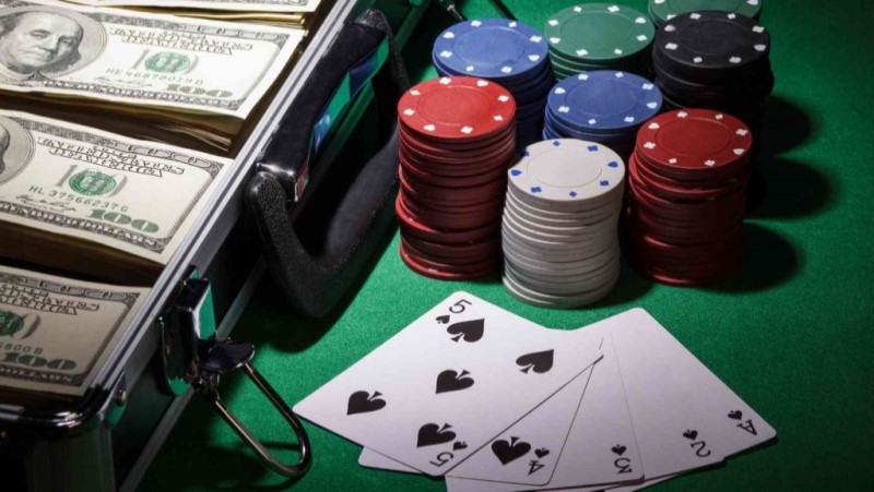 Strategi Bermain Game Poker di Meja Cash - Idn Poker